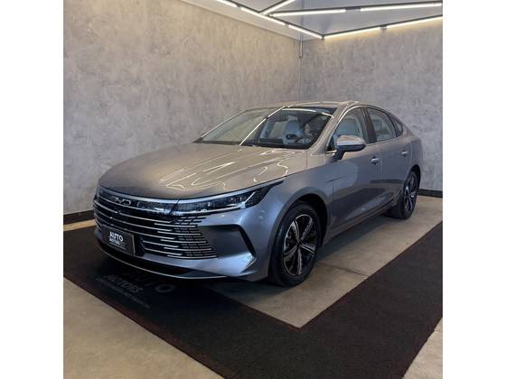 BYD KING 1.5 DM-I PHEV GS AUTOMÁTICO BYD KING 1.5 DM-I PHEV GS AUTOMÁTICO